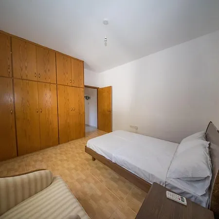 Blue Pearl - 6 Bedroom *