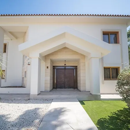 Villa Blue Pearl - 6 Bedroom Pýla