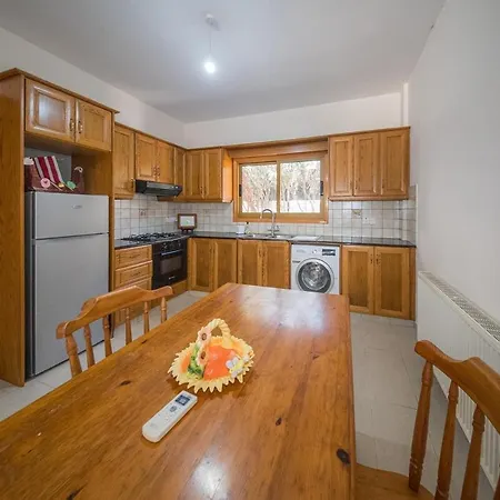 Blue Pearl - 6 Bedroom