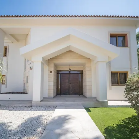 Blue Pearl Villa