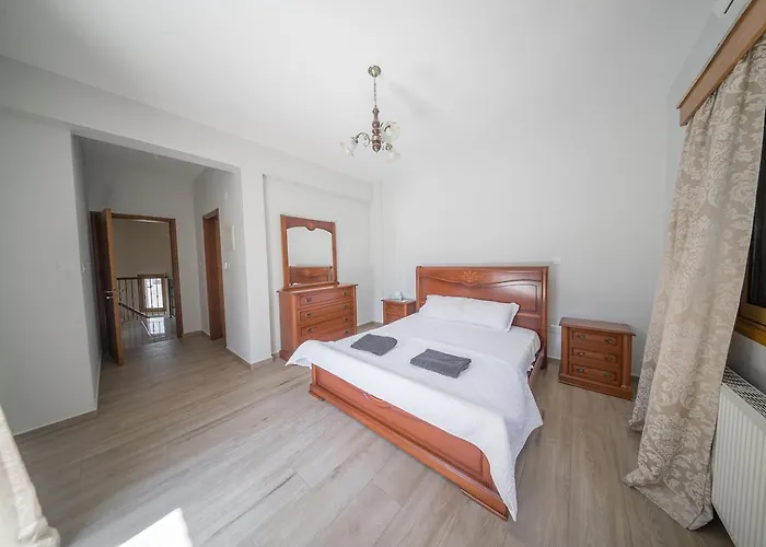 Blue Pearl - 6 Bedroom Vila