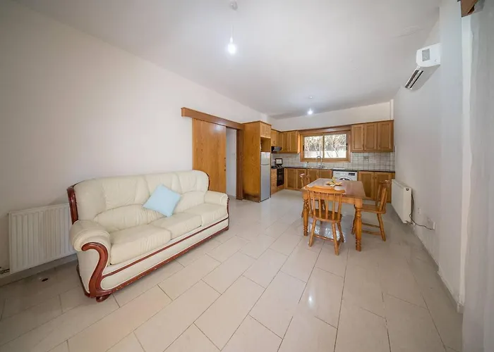 Blue Pearl - 6 Bedroom Vila *